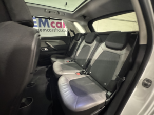 2019 Citroen C4 1.2 Puretech Flair in White — image 4