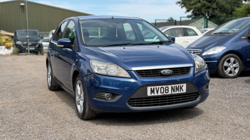 2008 Ford Focus 1.8 Zetec 5dr in Blue — image 1