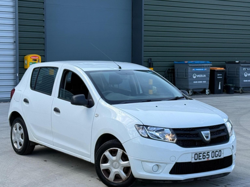 2015 Dacia Sandero 1.2 Ambiance Euro 6 5dr in White — image 1