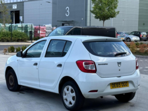 2015 Dacia Sandero 1.2 Ambiance Euro 6 5dr in White — image 5