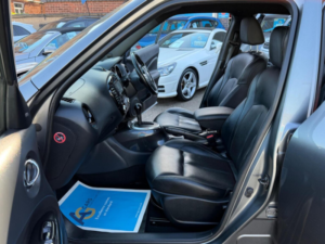 2015 Nissan Juke 1.6 Tekna Xtron Euro 5 5dr in Grey — image 4