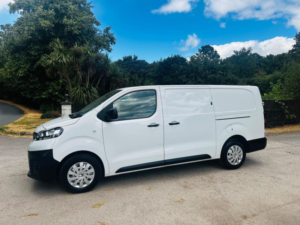 2022 Vauxhall Vivaro 1.5 Turbo D 2900 Dynamic L2 H1 Euro 6 (s/s) 6dr in White — image 6