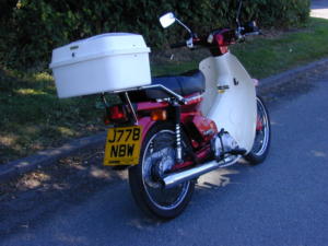 1991 Honda C90 Reg 8815 - Honda C90 (uk Bike) in Red — image 5