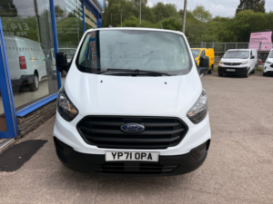 2021 Ford Transit Custom 2.0 300 Ecoblue Leader Panel Van 5dr Diesel Manual L1 H1 Euro 6 105 Ps in White — image 2
