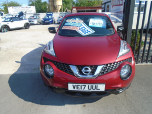 2017 Nissan Juke 1.2 Dig-T N-Connecta SUV 5dr Petrol Manual Euro 6 (s/s) (115 Ps) in Red — image 2