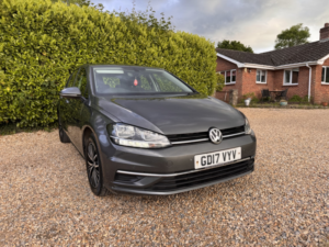 2017 Volkswagen Golf 1.4 Tsi Bluemotion Tech Se in Grey — image 2