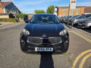 2016 Kia Sportage 1.6 Gdi 1 Euro 6 5dr in Black — image 2