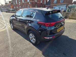 2016 Kia Sportage 1.6 Gdi 1 Euro 6 5dr in Black — image 4