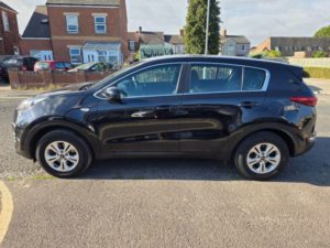 2016 Kia Sportage 1.6 Gdi 1 Euro 6 5dr in Black — image 5