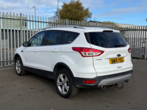 2015 Ford Kuga 2.0 Tdci Zetec SUV 5dr Diesel Manual 2WD Euro 6 (s/s) (150 Ps) in White — image 4