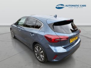 2022 Ford Focus Titanium Vignale Ecoblue in Blue — image 4