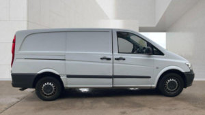 2014 Mercedes-Benz Vito 2.1 113 Cdi L1 5dr in White — image 4