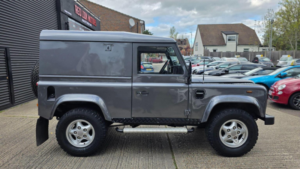 2003 Land Rover Defender 90 2.5 Td5 Hard Top SUV Swb in Grey — image 5