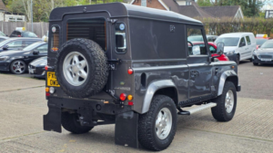 2003 Land Rover Defender 90 2.5 Td5 Hard Top SUV Swb in Grey — image 6