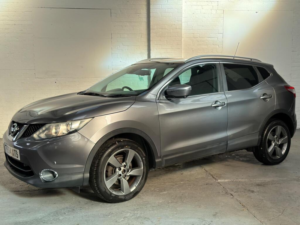 2014 Nissan Qashqai 1.2 Dig-T N-Tec+ 2WD Euro 5 (s/s) 5dr — image 3