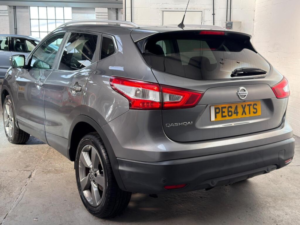 2014 Nissan Qashqai 1.2 Dig-T N-Tec+ 2WD Euro 5 (s/s) 5dr — image 4