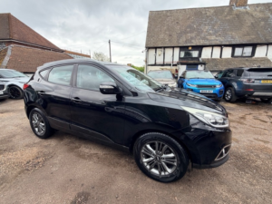 2014 Hyundai Ix35 Crdi Se Nav in Black — image 4
