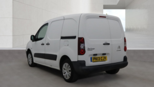 2013 Citroen Berlingo 1.6 Hdi 625 Enterprise Diesel White 5dr No Vat+1 Keeper+low Miles in White — image 2