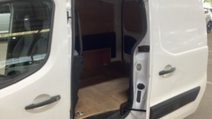 2013 Citroen Berlingo 1.6 Hdi 625 Enterprise Diesel White 5dr No Vat+1 Keeper+low Miles in White — image 6
