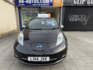 2014 Nissan Leaf 24kwh Acenta in Black — image 2
