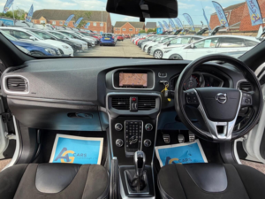 2017 Volvo V40 2.0 D3 R-Design Nav Plus Euro 6 (s/s) 5dr in White — image 2
