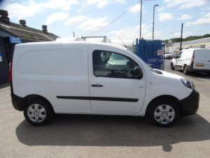 2021 Renault Kangoo Ze Ml20 33kwh Business Auto Mwb 4dr (i) in White — image 4