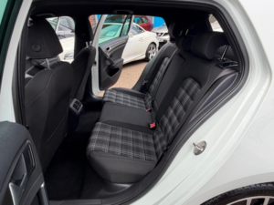 2019 Volkswagen Golf 2.0 Tdi Gtd DSG Euro 6 (s/s) 5dr in White — image 5