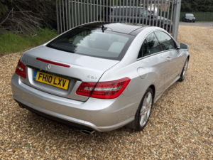 2010 Mercedes-Benz E Class 3.0 E350 Cdi V6 Blueefficiency Sport in Silver — image 3