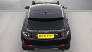 2018 Land Rover Discovery Sport 2.0 Td4 Landmark SUV 5dr Diesel Auto 4WD Euro 6 (s/s) (180 Ps) in Black — image 4