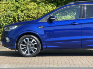 2018 Ford Kuga 2.0 Tdci Ecoblue St-Line in Blue — image 4