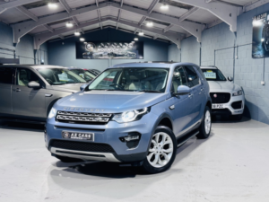 2019 Land Rover Discovery Sport 2.0 Td4 Hse in Blue — image 6
