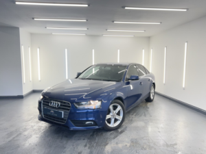 2015 Audi A4 2.0 Tdi Ultra Se Technik in Blue — image 5