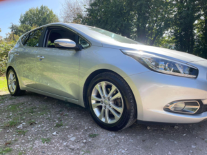 2012 Kia Ceed 1.6 Crdi Ecodynamics 3 Euro 5 (s/s) 5dr in Silver — image 4
