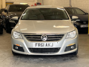 2012 Volkswagen Cc 2.0 Tdi Bluemotion Tech Gt Saloon 4dr Diesel DSG Euro 5 (s/s) (5 Seat) (140 Ps) in Silver — image 2