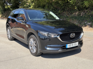 2019 Mazda Cx-5 2.0 Skyactiv-G Sport Nav+ in Black — image 5