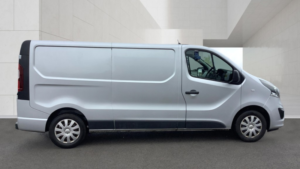 2019 Vauxhall Vivaro 1.6 Cdti 2900 Biturbo Ecotec Sportive in Silver — image 4