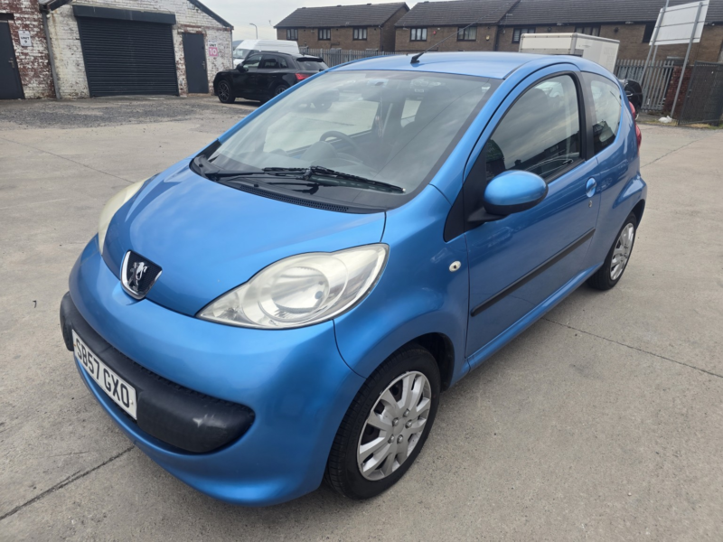 2008 Peugeot 107 1.0 12v Urban in Blue — image 1