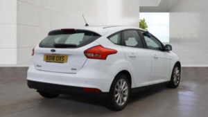 2018 Ford Focus 1.0t Ecoboost Titanium Euro 6 (s/s) 5dr in White — image 3