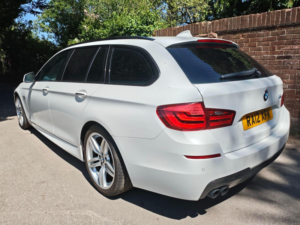 2012 BMW 5 Series 2.0 520i M Sport Touring Auto Euro 5 (s/s) 5dr in White — image 4