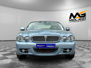 2008 Jaguar Xj 2.7 Td Sovereign 4dr in Blue — image 2