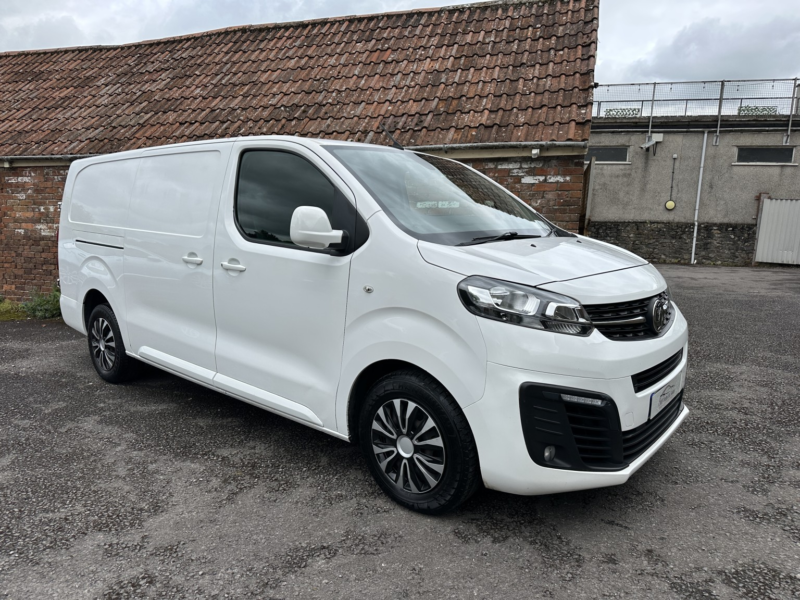 2019 Vauxhall Vivaro 1.5 Turbo D 2900 Sportive in White — image 1