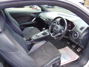 2015 Audi Tt 2.0 Tdi Ultra Sport * Mot May 2027 * 8 Service Stamps * Finance Available * Free 6 Months Warranty * in White — image 6