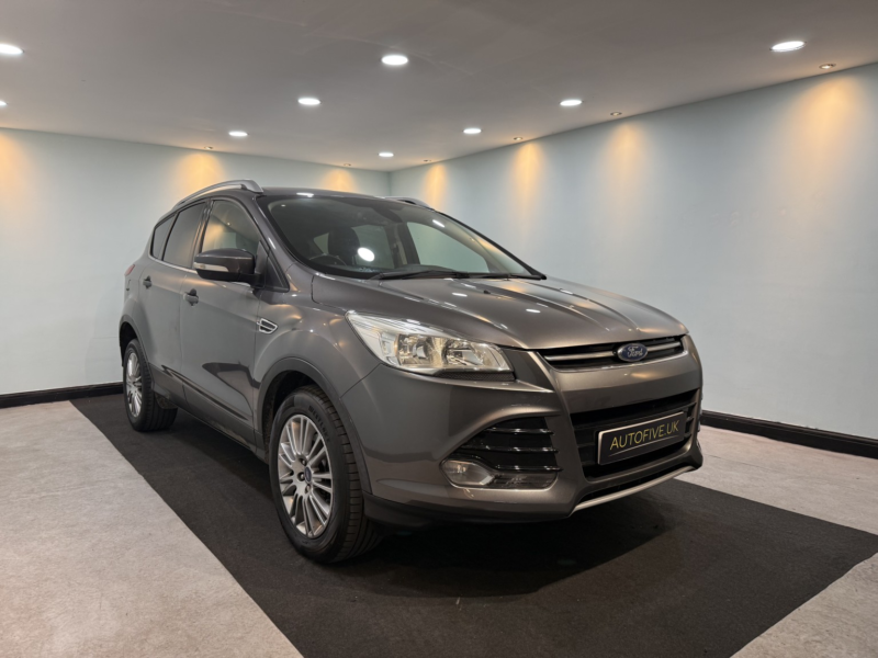 2014 Ford Kuga 2.0 Tdci Titanium in Grey — image 1