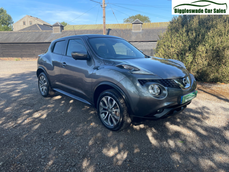 2017 Nissan Juke 1.2 Dig-T Tekna SUV 5dr Petrol Manual Euro 6 (s/s) (115 Ps) in Grey — image 1