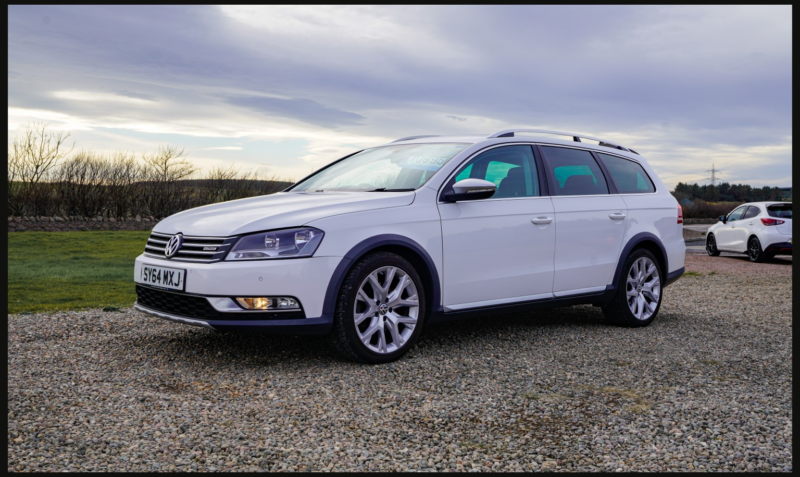 2014 Volkswagen Passat 2.0 Tdi Bluemotion Tech Alltrack in White — image 1