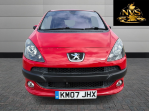 2007 Peugeot 1007 1.6 16v Sport in Red — image 2