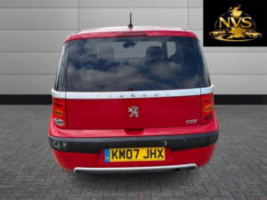 2007 Peugeot 1007 1.6 16v Sport in Red — image 6