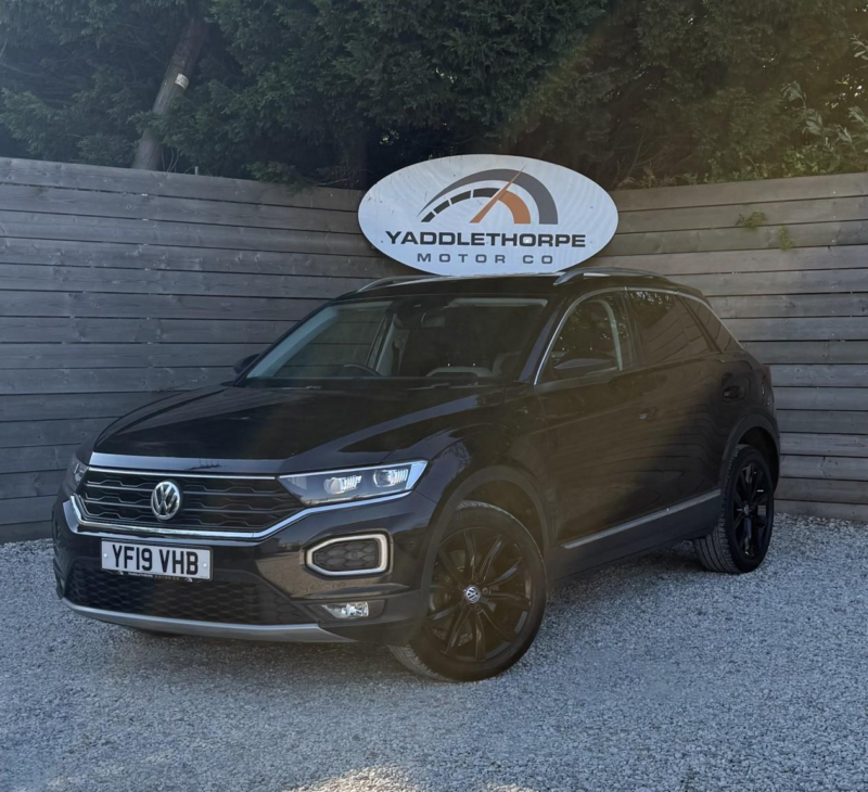 2019 Volkswagen T-Roc 2.0 Tdi Sel in Black — image 1