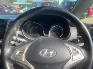 2013 Hyundai Ix20 1.6 Crdi Style in Blue — image 4