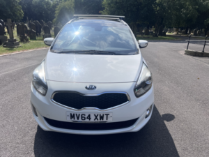 2014 Kia Carens 1.7 Crdi Ecodynamics 3 in White — image 4